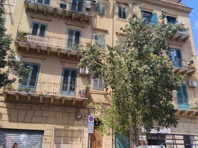 Appartamento in vendita di 82 m² in Via Re Federico, 81