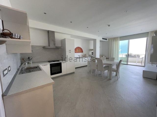 Appartamento in vendita di 82 m² in Via Riviera Azzurra