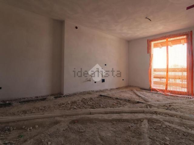 Appartamento in vendita di 82 m² in Via Roma, 34