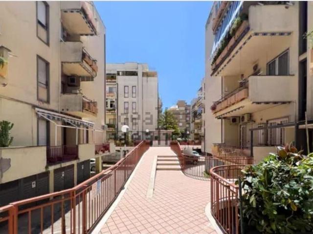 Appartamento in vendita di 82 m² in Via Sicilia