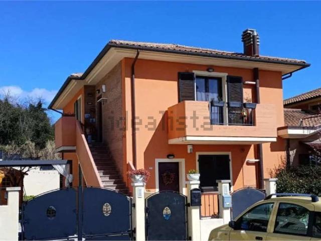 Appartamento in vendita di 82 m² in Viale Italia, 14