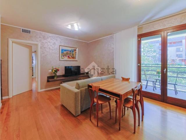 Appartamento in vendita di 82 m² in Viale Sarca, 324