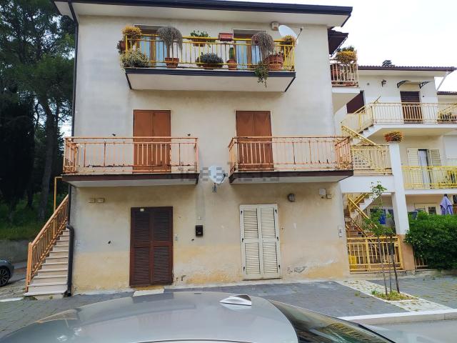 Appartamento in vendita di 82 m² in Viale 2 Giugno, 5