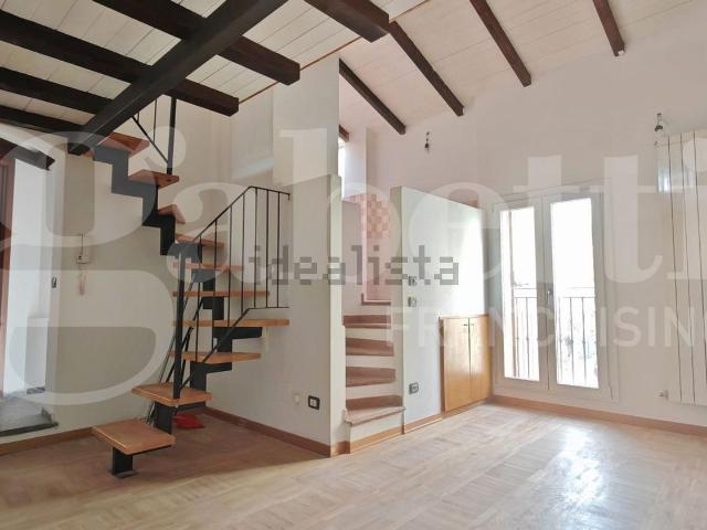 Appartamento in vendita di 87 m² in Circonvallazione Liberazione