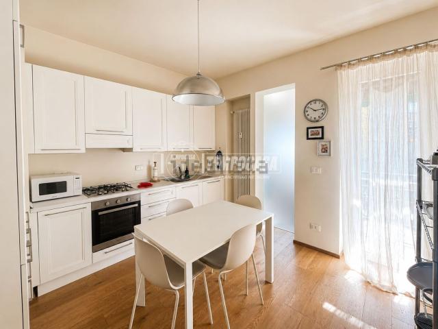 Appartamento in vendita di 87 m² in Corso Francia, 273