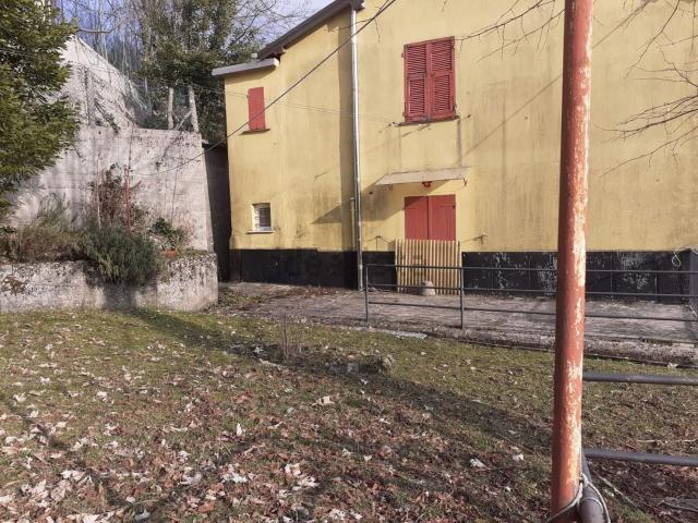 Appartamento in vendita di 87 m² in Località Acquabuona Inferiore, 33