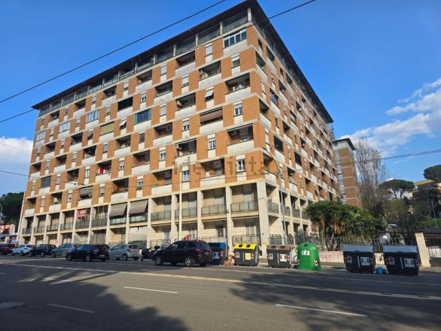 Appartamento in vendita di 87 m² in Piazza Ottaviano Vimercati, 45