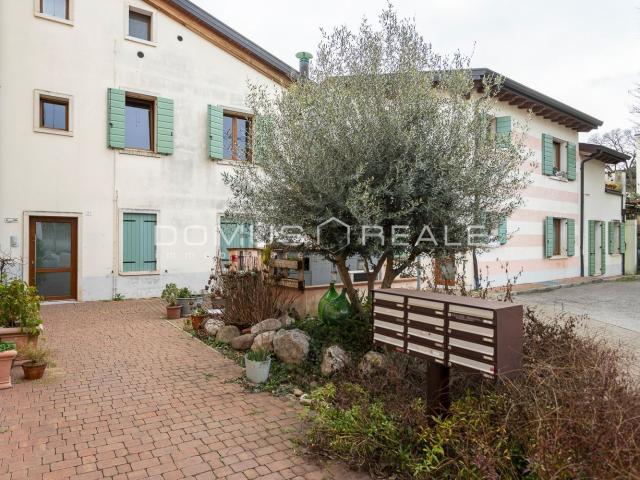 Appartamento in vendita di 87 m² in Vicolo Custoza, 21