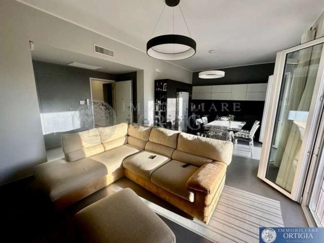 Appartamento in vendita di 87 m² in Via Torino