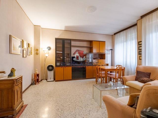 Appartamento in vendita di 87 m² in Via Uruguay, 7