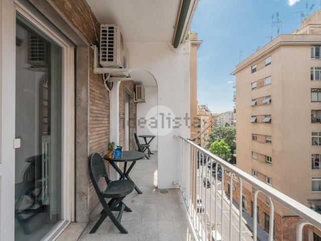 Appartamento in vendita di 87 m² in Via Zanzur, 21