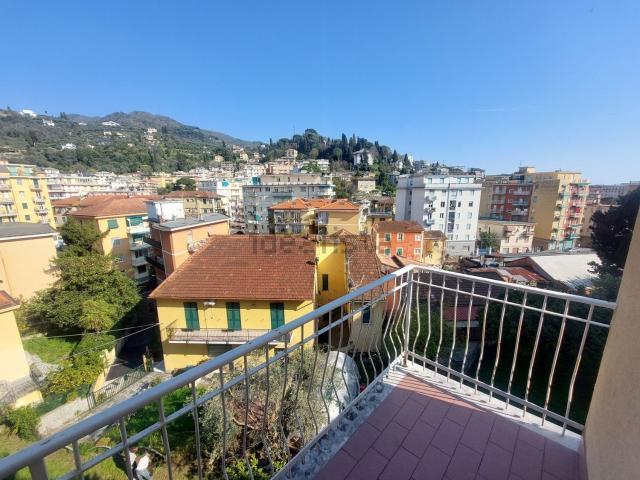 Appartamento in vendita di 87 m² in Via Aschieri