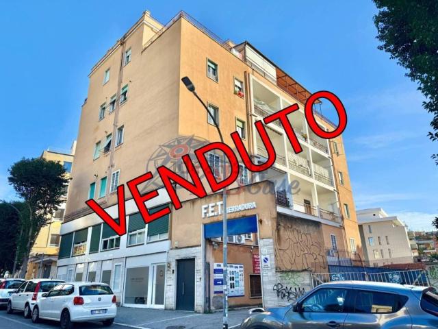 Appartamento in vendita di 87 m² in Via Assisi, 156