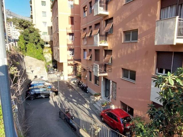 Appartamento in vendita di 87 m² in Via Aurelio Robino