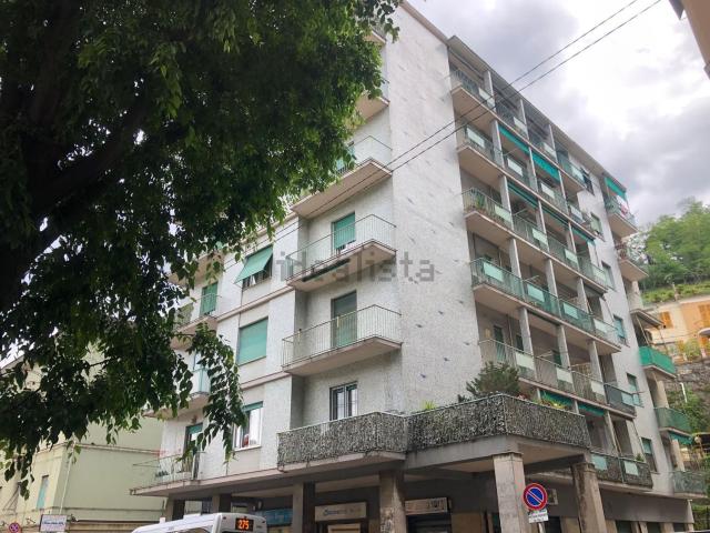 Appartamento in vendita di 87 m² in Via Bolzaneto, 4