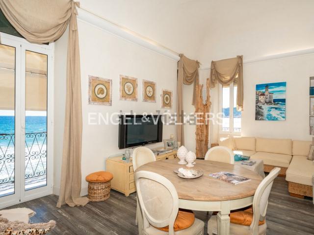 Appartamento in vendita di 87 m² in Via Brennero, 37