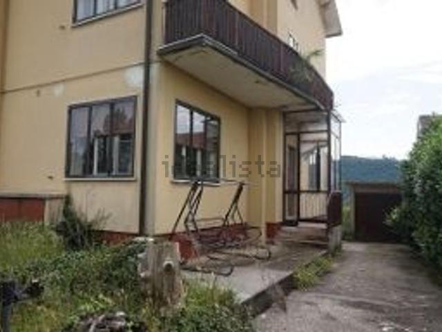 Appartamento in vendita di 87 m² in Via Bugano, 70