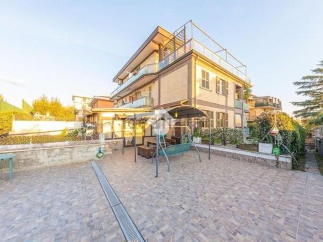 Appartamento in vendita di 87 m² in Via Casilina, 1842