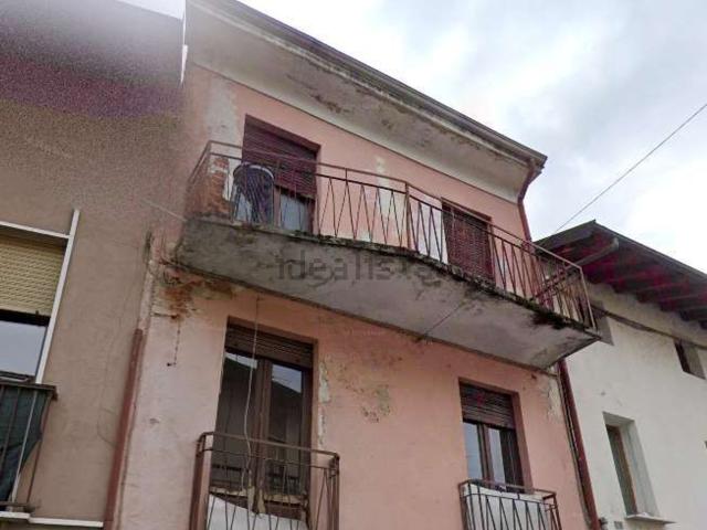 Appartamento in vendita di 87 m² in Via Cavour, 27