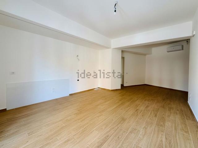 Appartamento in vendita di 87 m² in Via Colonnello Francesco Magistri, 27