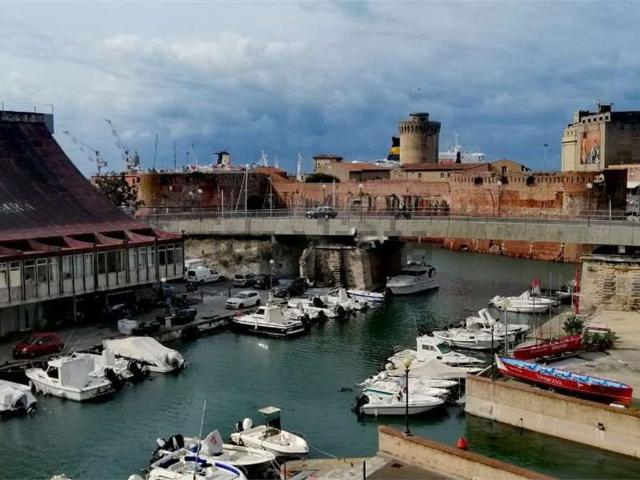 Appartamento in vendita di 87 m² in Via della Venezia, 1