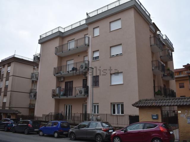 Appartamento in vendita di 87 m² in Via Don Bosco, 8