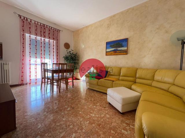 Appartamento in vendita di 87 m² in Via Fratelli Cervi
