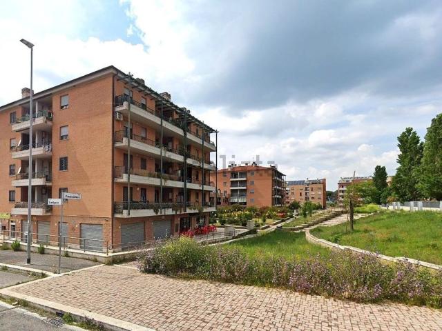 Appartamento in vendita di 87 m² in Via Francolisco