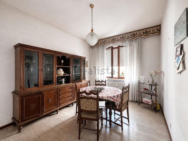 Appartamento in vendita di 87 m² in Via Francesco Petrarca
