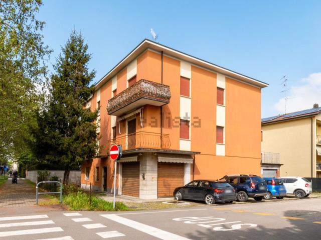 Appartamento in vendita di 87 m² in Via G. Carducci