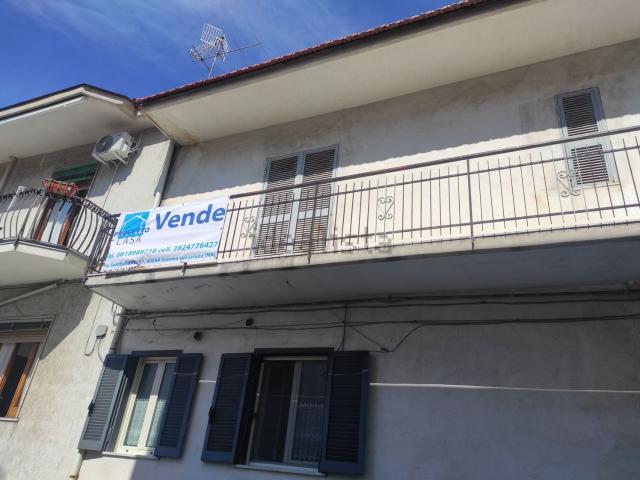 Appartamento in vendita di 87 m² in Via giulio cesare