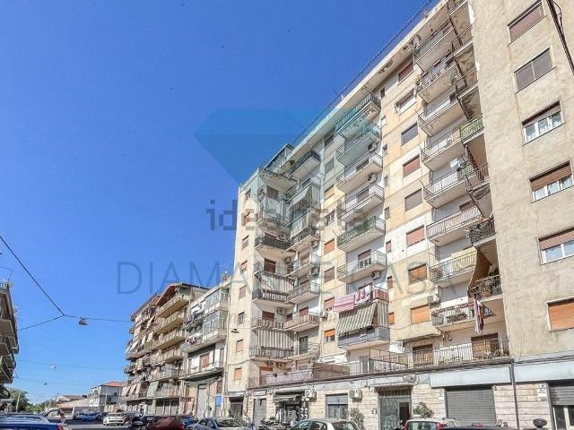 Appartamento in vendita di 87 m² in Via Giuseppe Poulet, 48