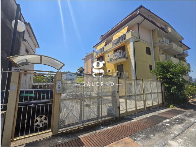 Appartamento in vendita di 87 m² in Via Irno