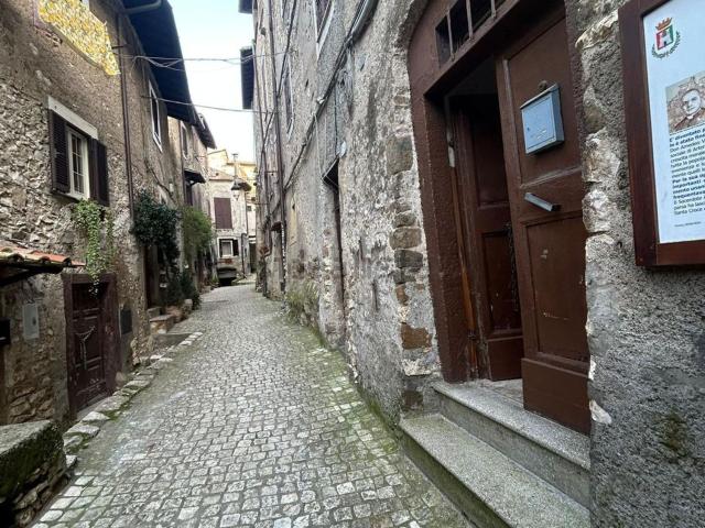 Appartamento in vendita di 87 m² in Via Maggiore, 32