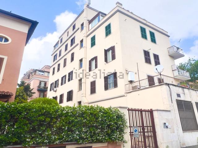 Appartamento in vendita di 87 m² in Via Maria Lorenza Longo, 6