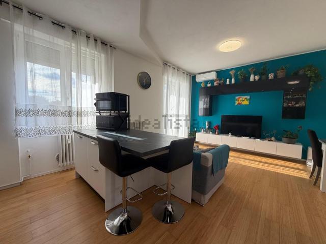 Appartamento in vendita di 87 m² in Via Michelangelo Buonarroti, 2