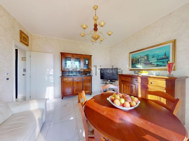 Appartamento in vendita di 87 m² in Via Michele Viterbo, 1