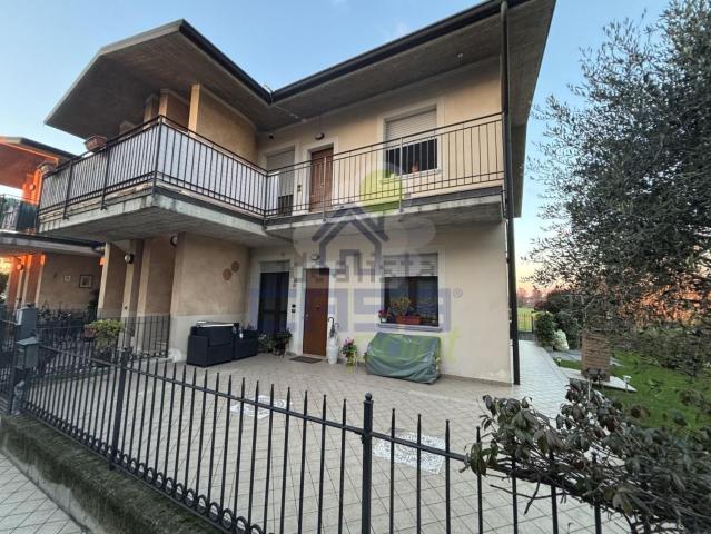 Appartamento in vendita di 87 m² in Via Miglioli Guido