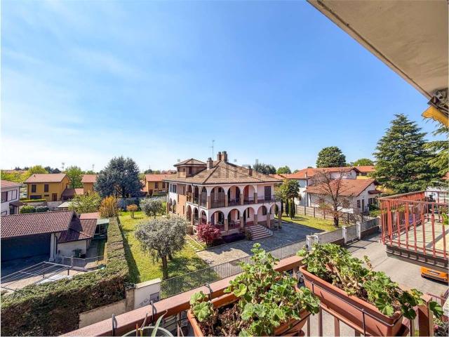 Appartamento in vendita di 87 m² in Via Monsignor Motta, 11