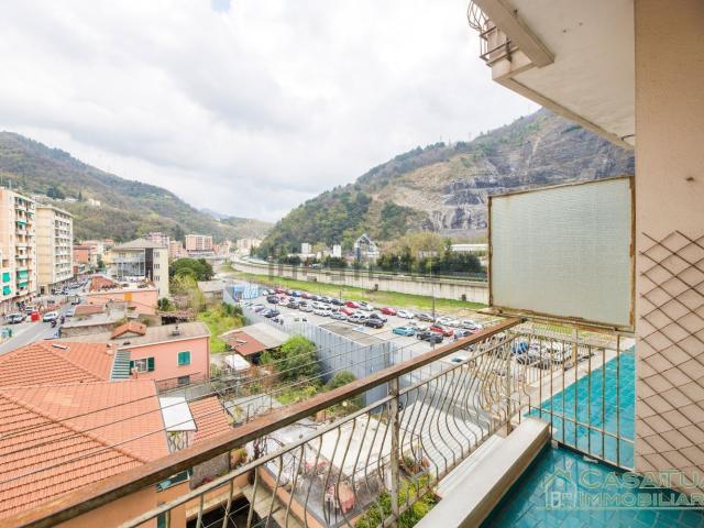 Appartamento in vendita di 87 m² in Via Molassana