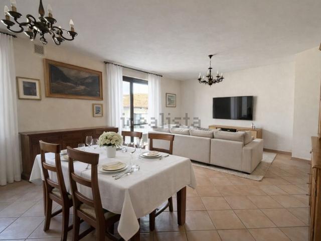 Appartamento in vendita di 87 m² in Via Natale Fiorito