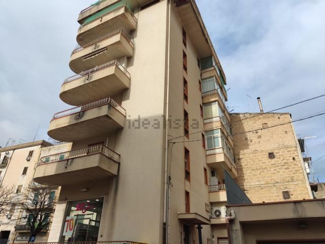 Appartamento in vendita di 87 m² in Via Pier Maria Rosso di San Secondo, 120