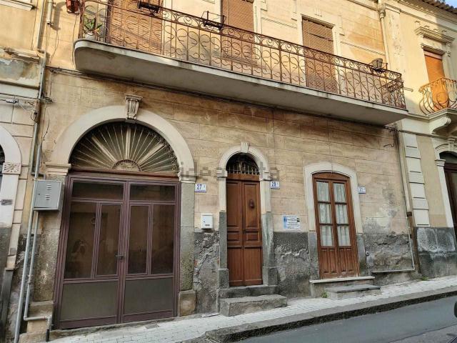 Appartamento in vendita di 87 m² in Via Regina Margherita, 27