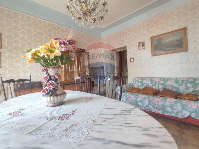 Appartamento in vendita di 87 m² in Via Rione dei Preti, 4
