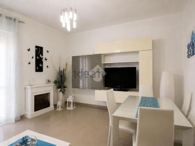 Appartamento in vendita di 87 m² in Via Rudiae, 1