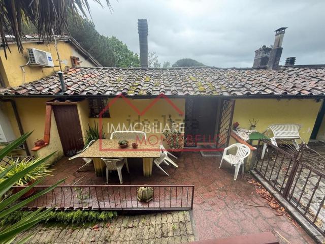 Appartamento in vendita di 87 m² in Via Sarzanese, 112