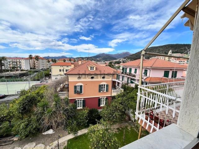 Appartamento in vendita di 87 m² in Viale Colombo Cristoforo, 22