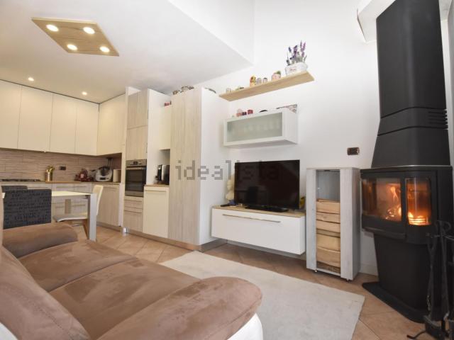 Appartamento in vendita di 87 m² in Viale delle Grigne, 8
