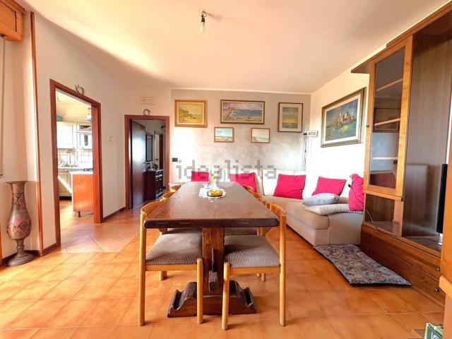 Appartamento in vendita di 87 m² in Viale delle Piante, 10
