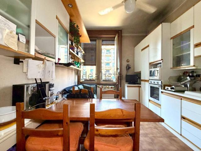Appartamento in vendita di 87 m² in Viale Lunigiana, 12